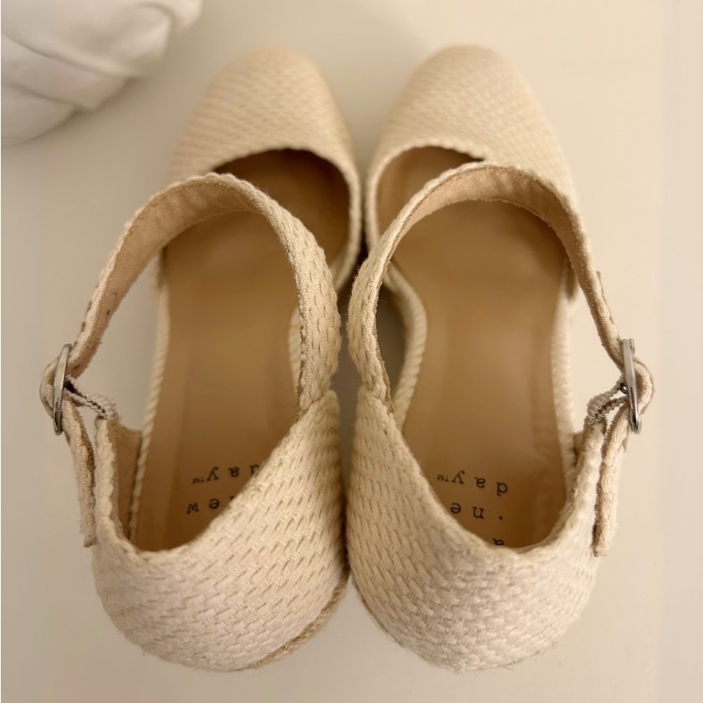 A NEW DAY Cream Strap Wedge Espadrilles - Picture 5 of 7